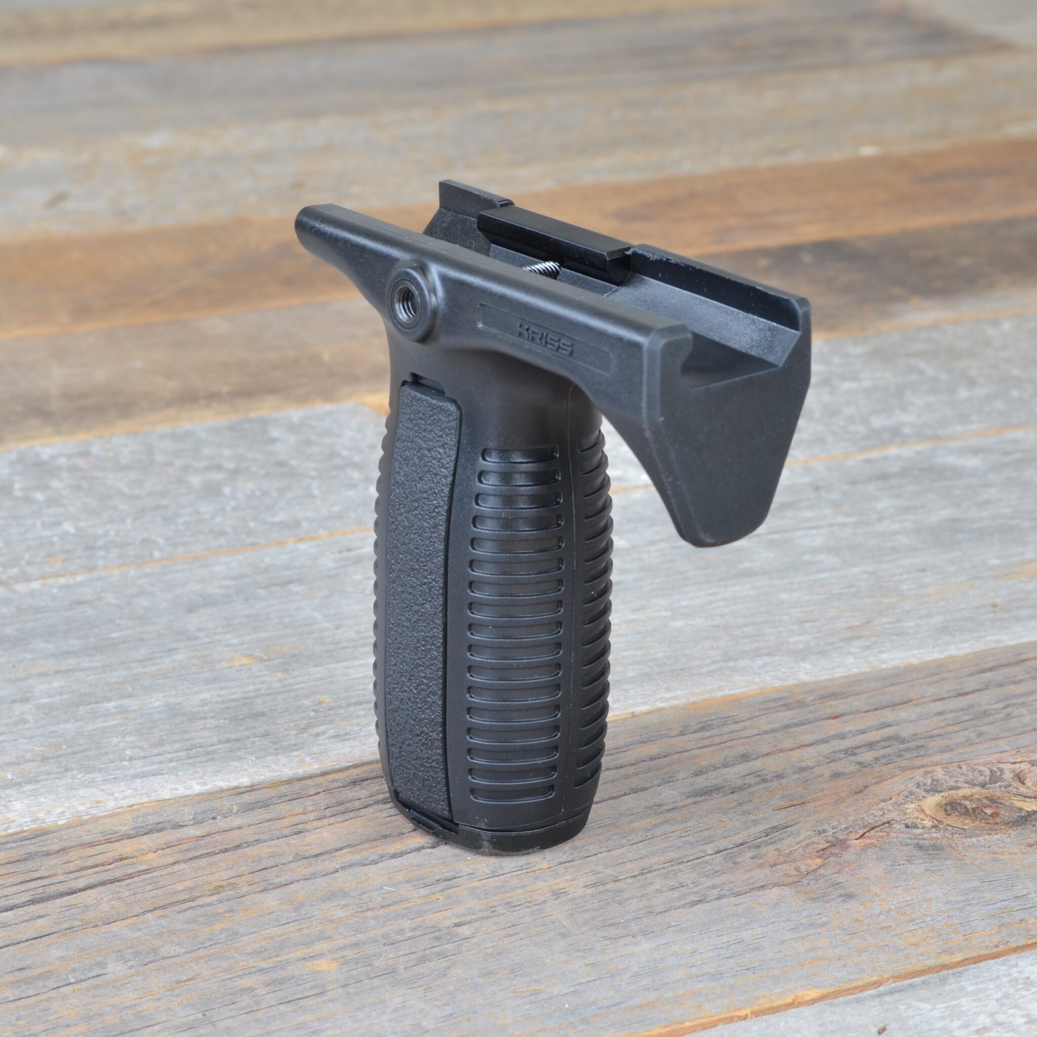 Kriss Vertical Grip – HB Industries